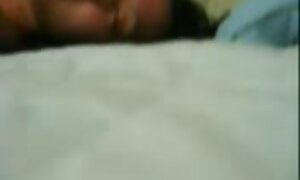 Anov داستان سکسی به صورت عکس Muscovite ریخته گری واژن را فراهم می کند